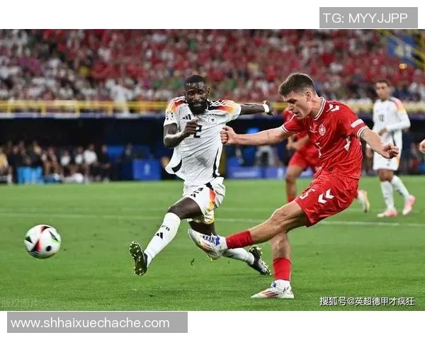 吕迪格的崛起与挑战:从德甲新星到国际赛场的全能后卫之路 吕迪格的崛起与挑战:从德甲新星到国际赛场的全能后卫之路